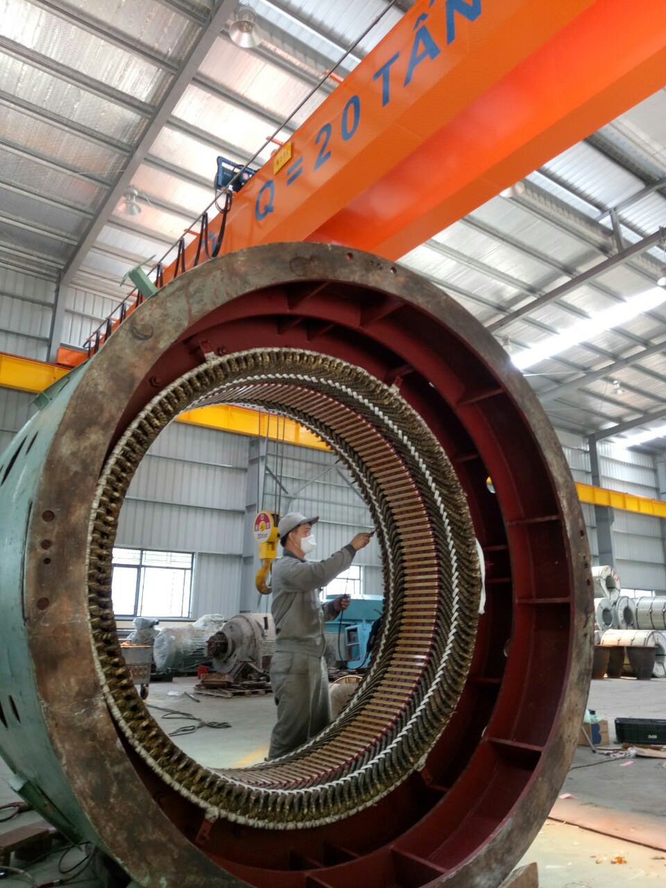 Sửa chữa thay dây quấn stato máy phát 1000/1250  kW/kVA, điện áp 6300V cho khách hàng Ngành Thủy điện.